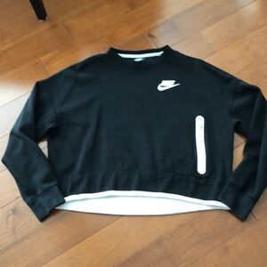 Mike cropped sweatshirt with zip pocket